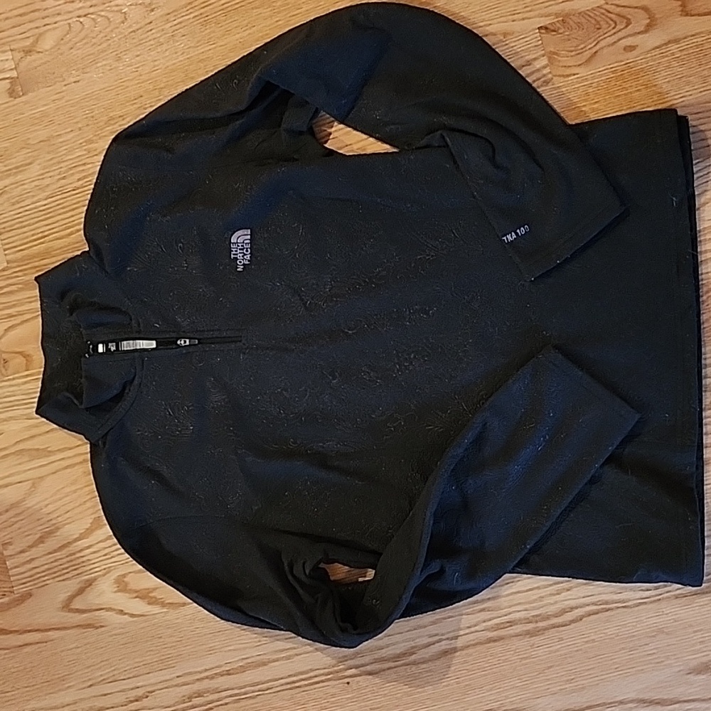 The North Face Black Long-Sleeve 1/4 zip Fleece